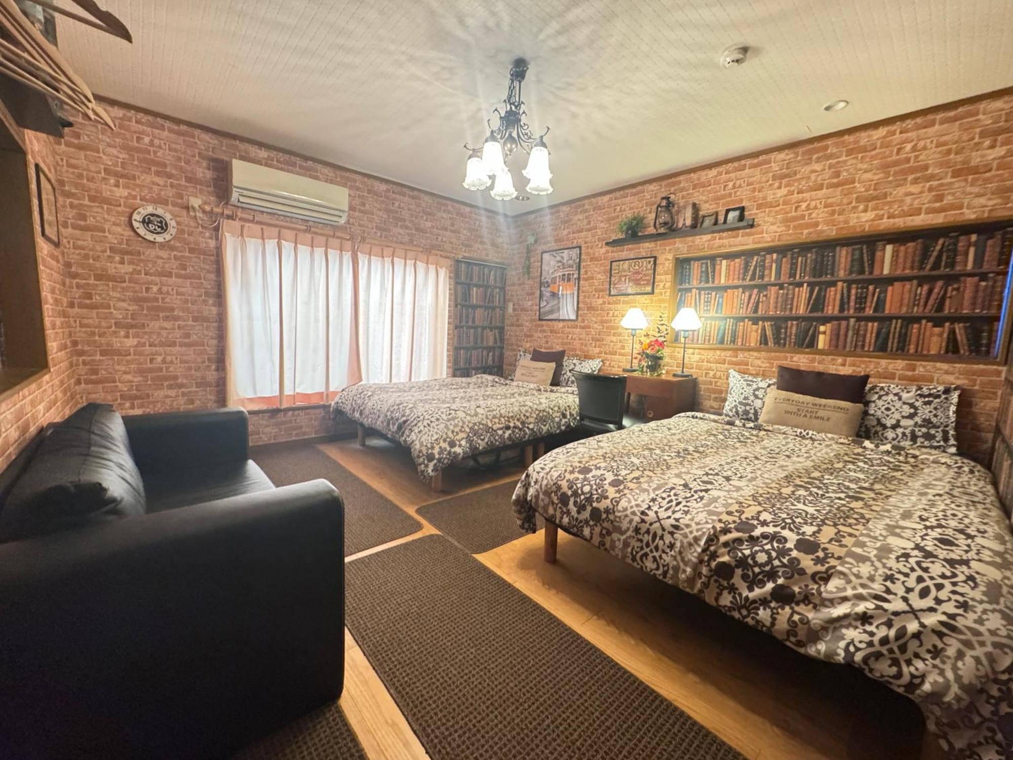 Hotel West Taisho Osaka Bagian luar foto