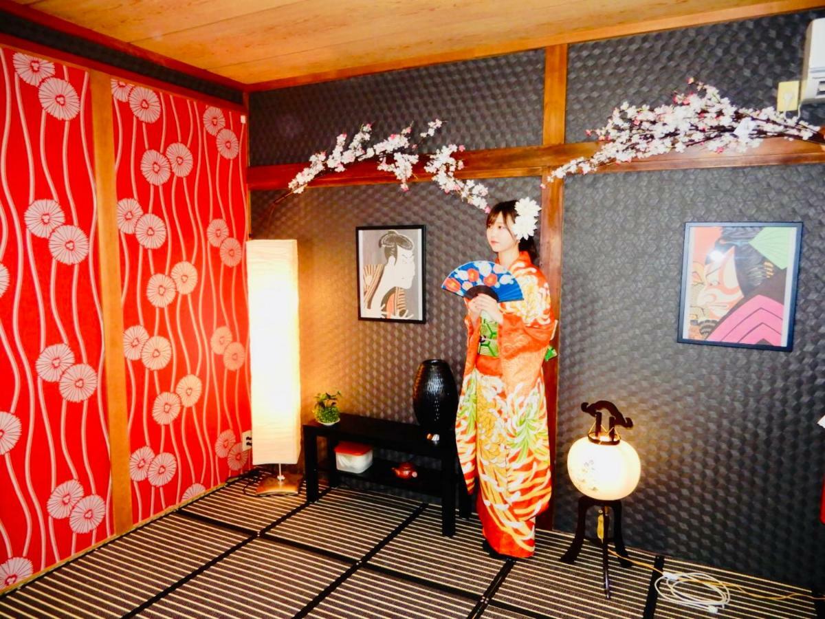 Hotel West Taisho Osaka Bagian luar foto