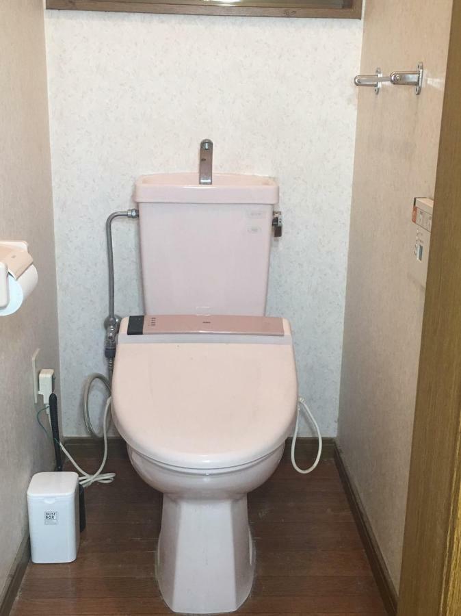 Hotel West Taisho Osaka Bagian luar foto