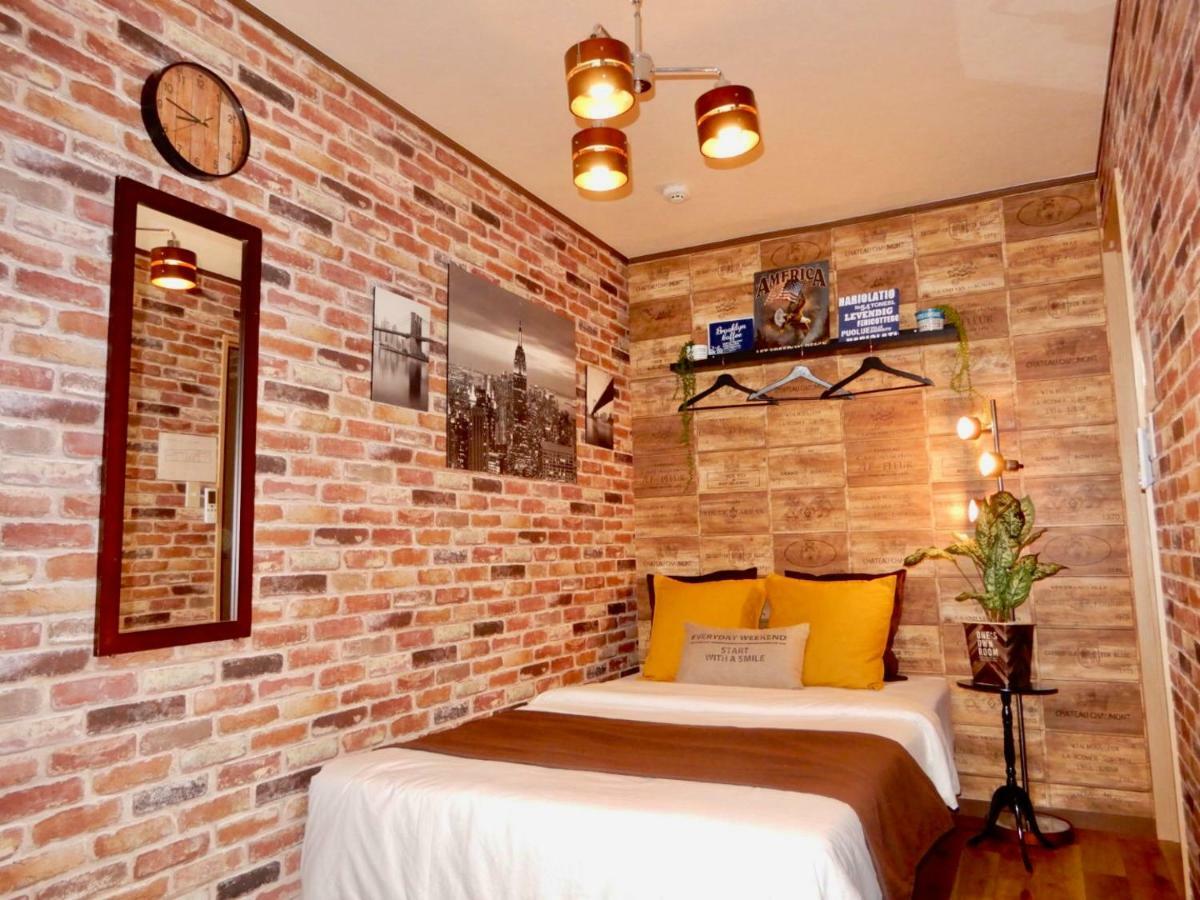 Hotel West Taisho Osaka Bagian luar foto