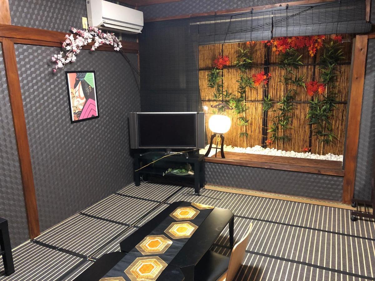 Hotel West Taisho Osaka Bagian luar foto